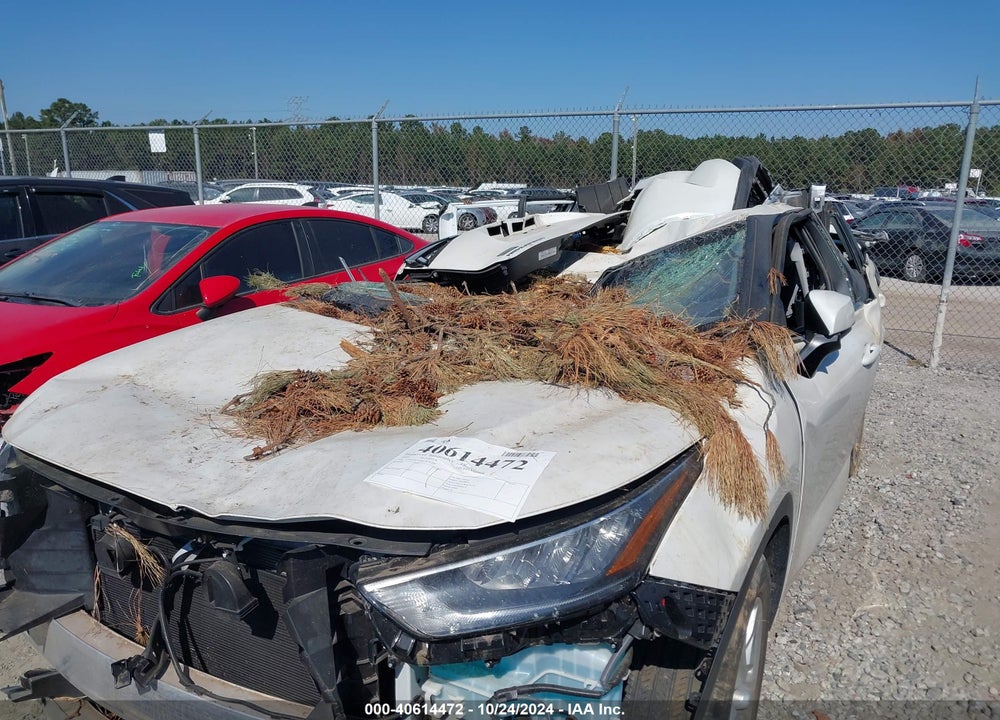 2020 TOYOTA HIGHLANDER LE VIN: 5TDZZRAH4LS030108