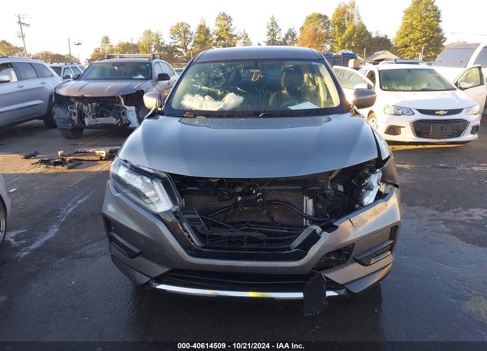 2017 NISSAN ROGUE S VIN: 5N1AT2MT4HC894957