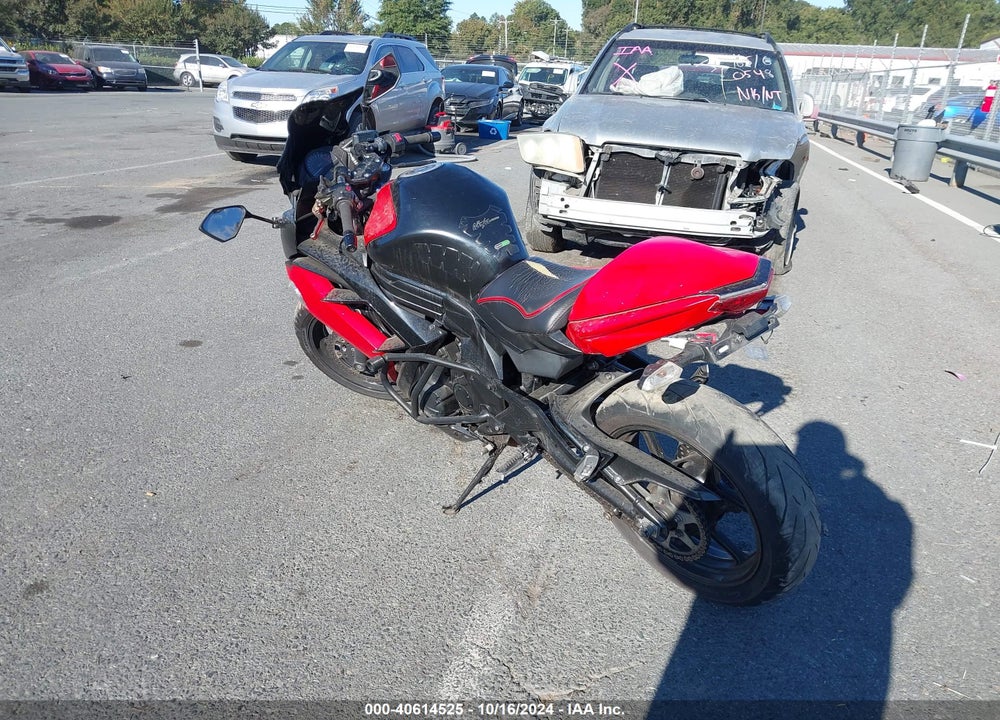 2014 KAWASAKI EX650 E VIN: JKAEXEE10EDA16468