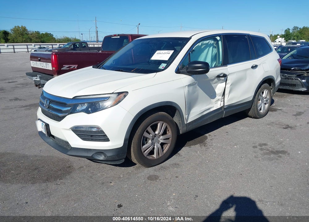 2018 HONDA PILOT LX VIN: 5FNYF5H16JB031722
