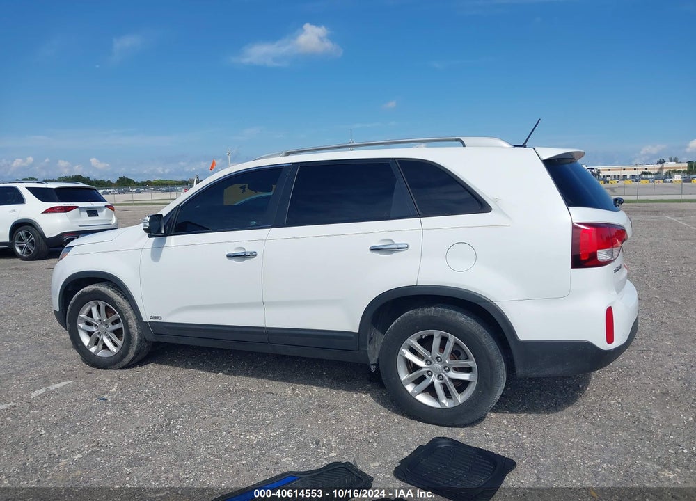 2014 KIA SORENTO LX VIN: 5XYKTDA6XEG479829
