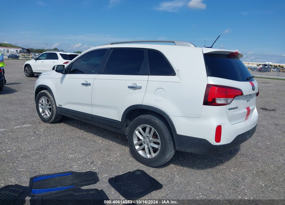 2014 KIA SORENTO LX VIN: 5XYKTDA6XEG479829