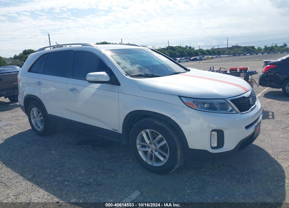 2014 KIA SORENTO LX VIN: 5XYKTDA6XEG479829