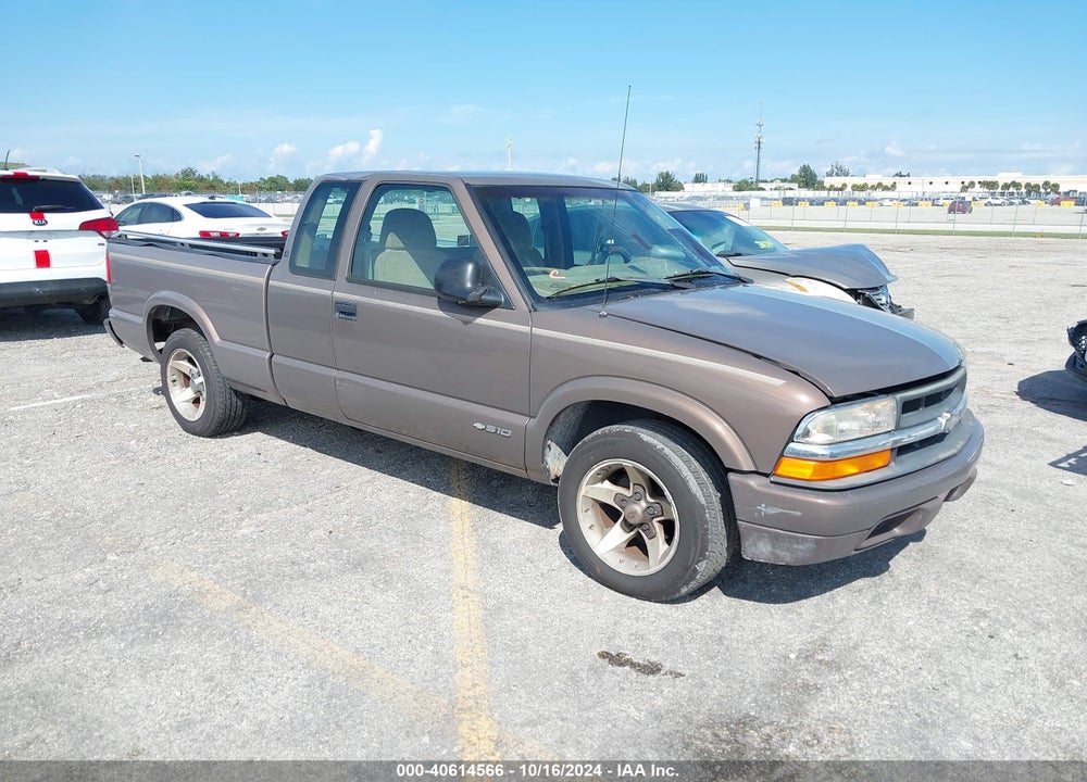 1998 CHEVROLET S-10 LS FLEETSIDE VIN: 1GCCS19X7W8182691