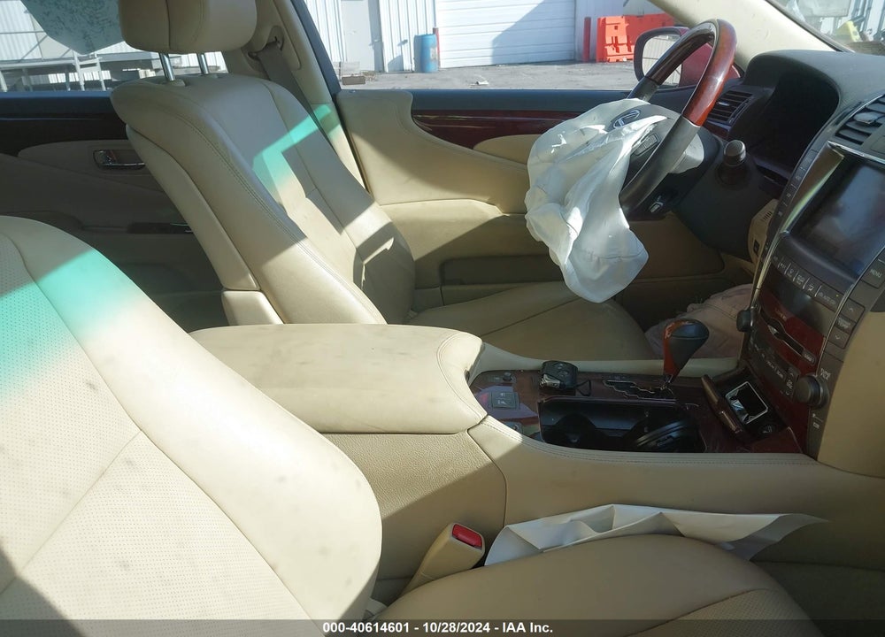 2009 LEXUS LS 460 VIN: JTHBL46F295088101