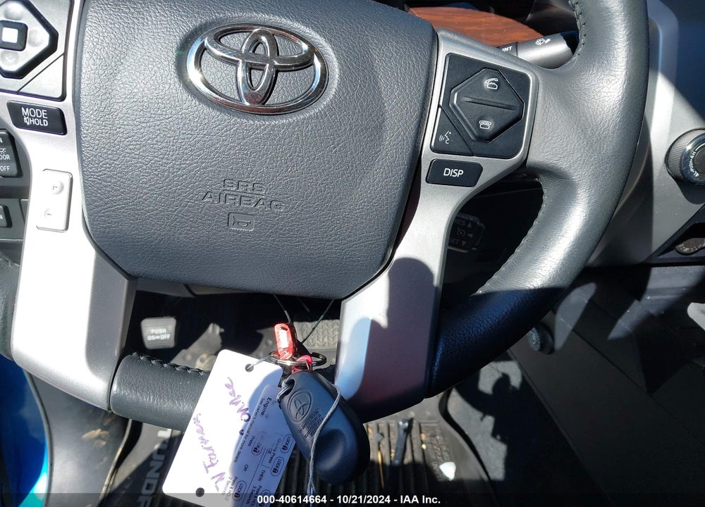 2017 TOYOTA TUNDRA LIMITED 5.7L V8 VIN: 5TFHW5F10HX652795