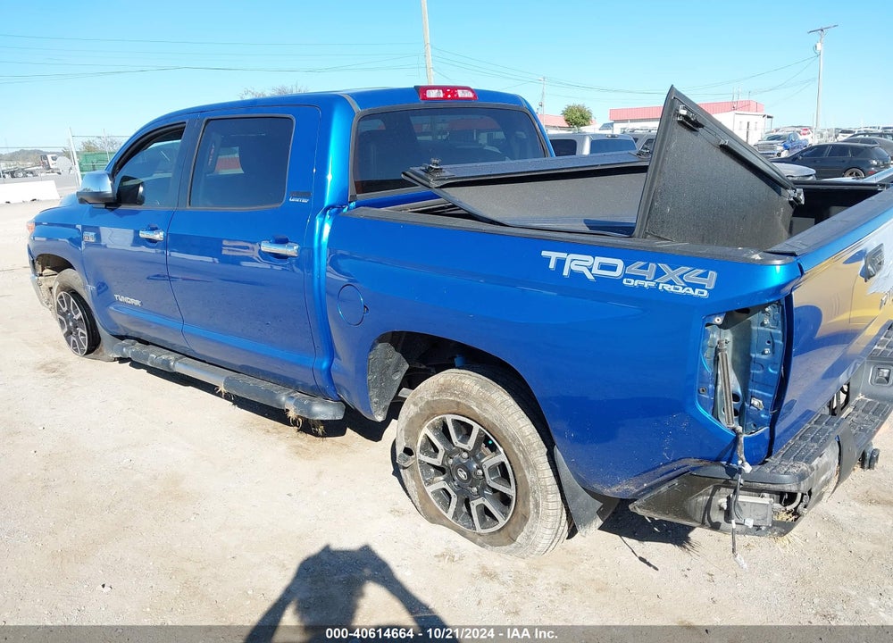 2017 TOYOTA TUNDRA LIMITED 5.7L V8 VIN: 5TFHW5F10HX652795