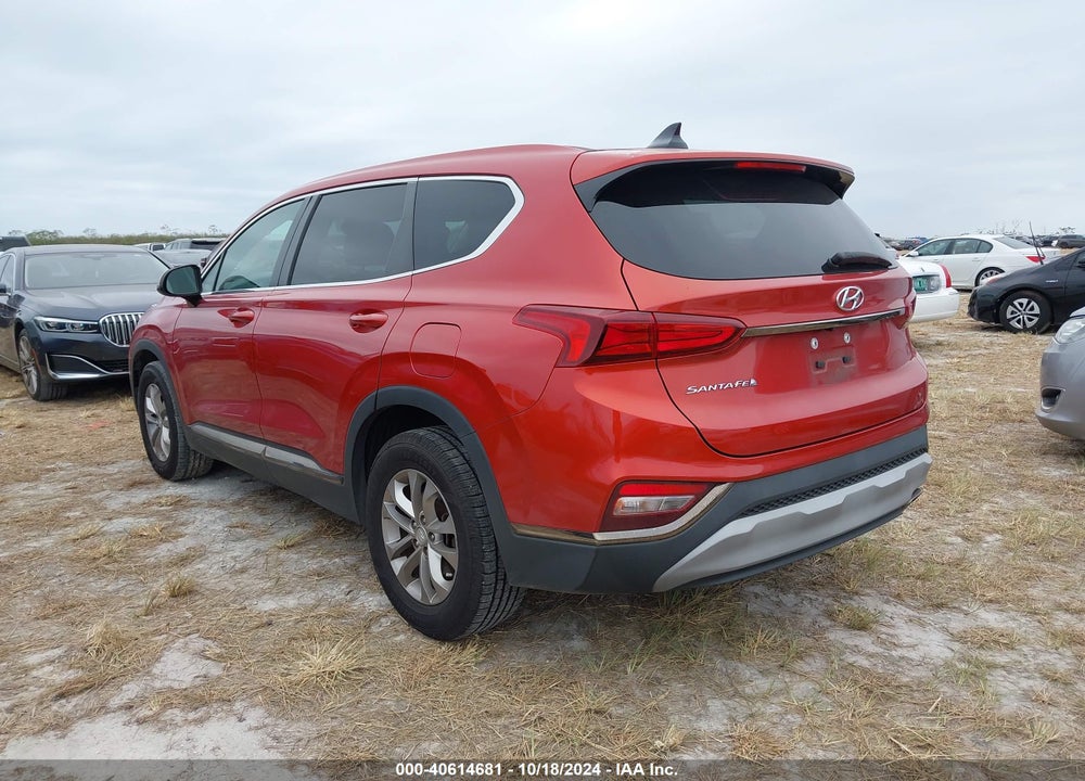 2019 HYUNDAI SANTA FE SE VIN: 5NMS23ADXKH026047
