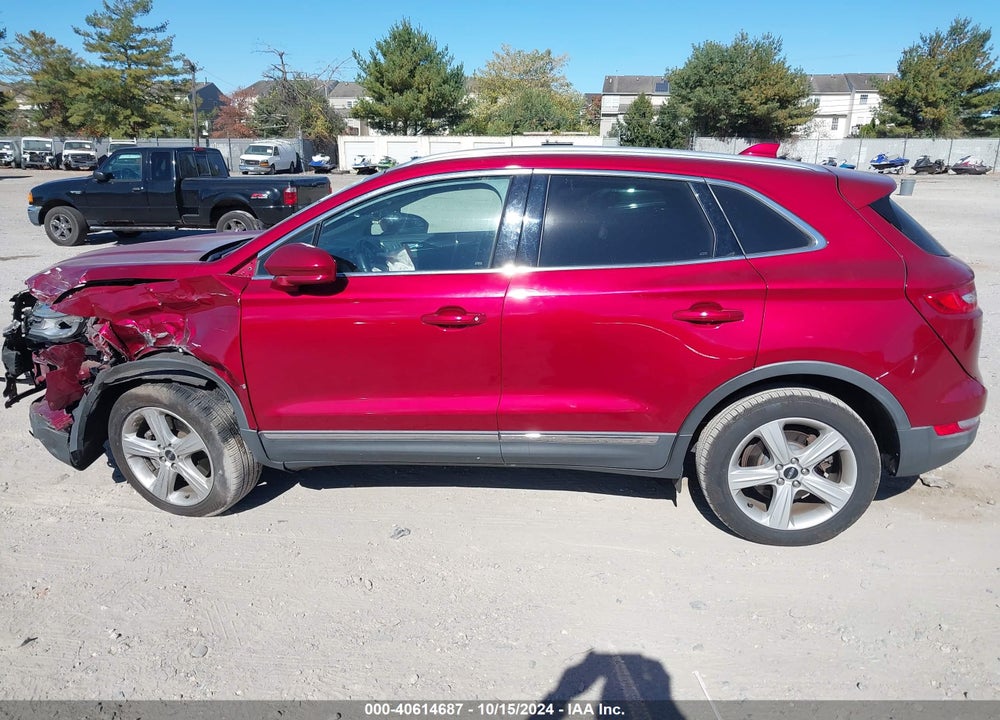 2018 LINCOLN MKC PREMIERE VIN: 5LMCJ1D96JUL31743