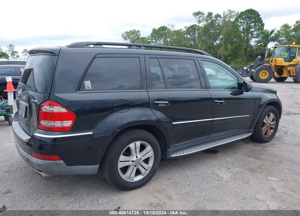 2009 MERCEDES-BENZ GL 450 4MATIC VIN: 4JGBF71E79A477974