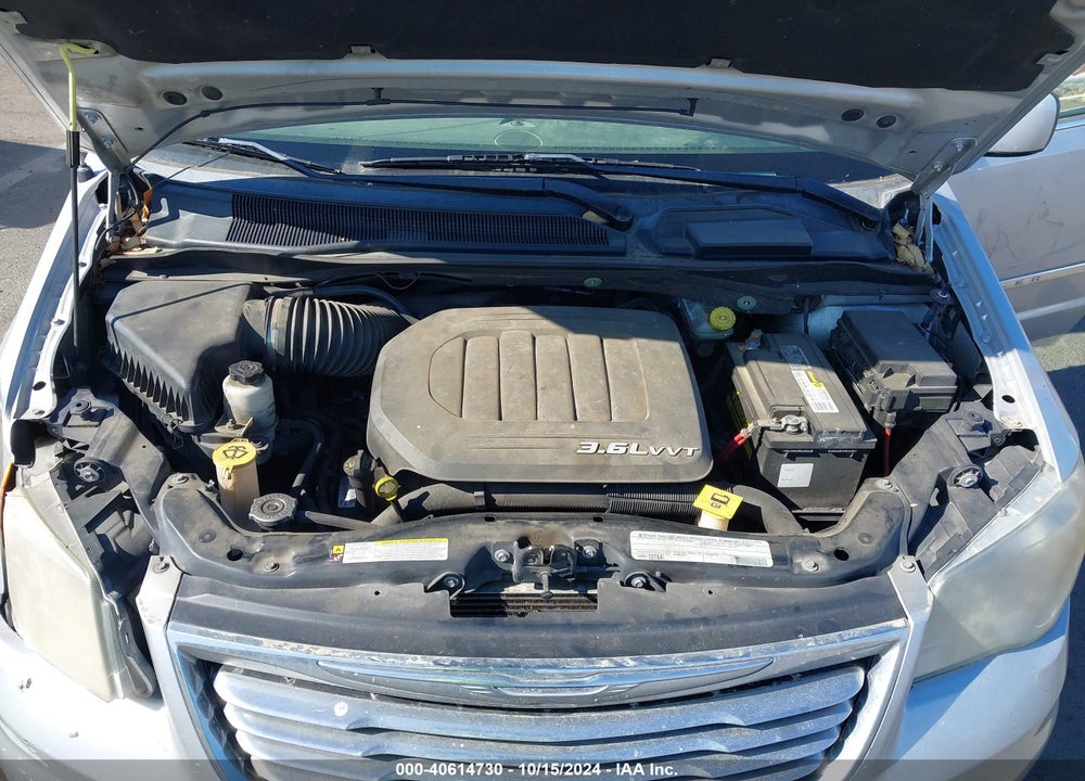 2011 CHRYSLER TOWN & COUNTRY TOURING-L VIN: 2A4RR8DG3BR624073