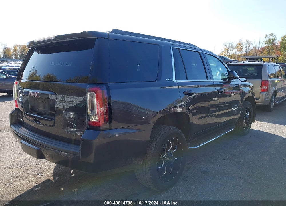 2017 GMC YUKON SLE VIN: 1GKS2AKC0HR212411