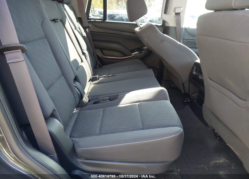2017 GMC YUKON SLE VIN: 1GKS2AKC0HR212411