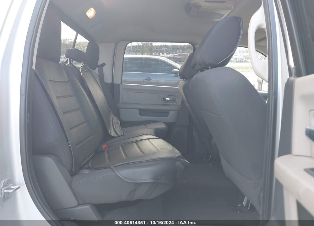 2011 RAM 1500 SLT VIN: 1D7RV1CT9BS613655