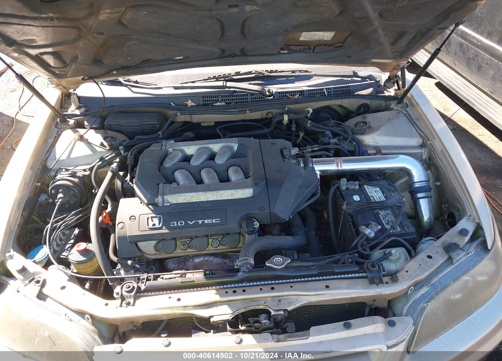 2001 HONDA ACCORD 3.0 EX VIN: 1HGCG22591A013243