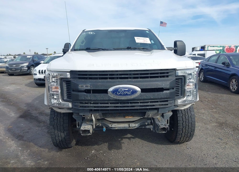 2019 FORD F-250 XL VIN: 1FT7X2B62KEF22903