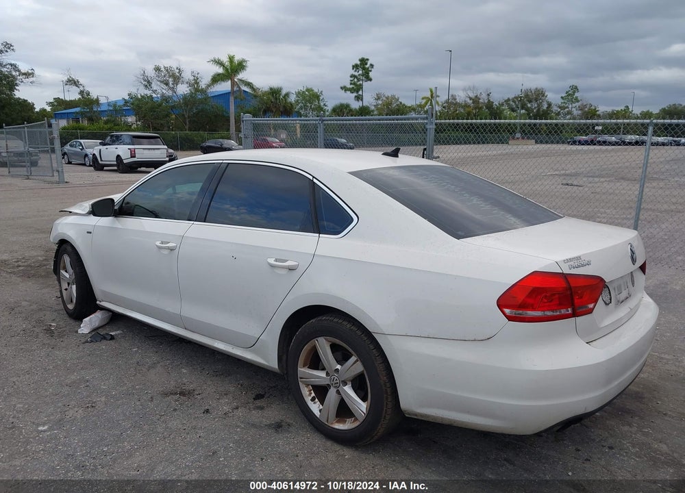 2015 VOLKSWAGEN PASSAT 1.8T LIMITED EDITION VIN: 1VWAT7A38FC094307