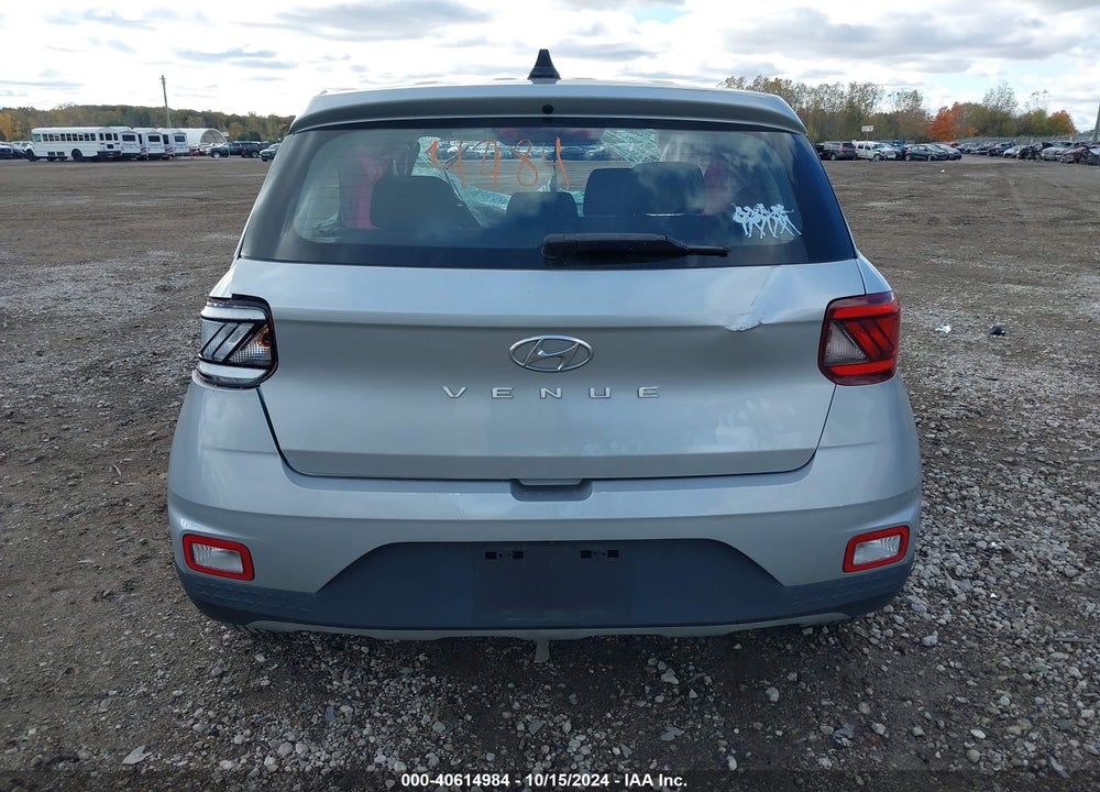 2021 HYUNDAI VENUE SE VIN: KMHRB8A34MU068417