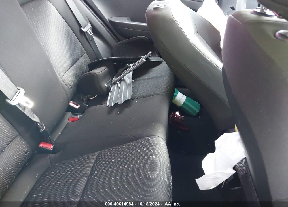 2021 HYUNDAI VENUE SE VIN: KMHRB8A34MU068417