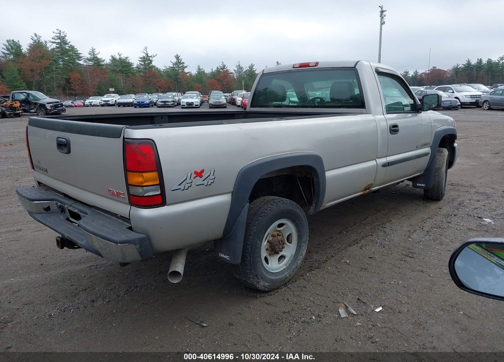 2004 GMC SIERRA 2500HD VIN: 1GTHK24U44E141457