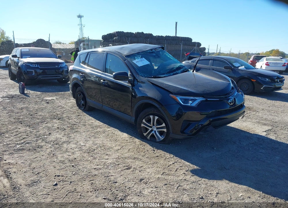 2018 TOYOTA RAV4 LE VIN: 2T3BFREV8JW822526