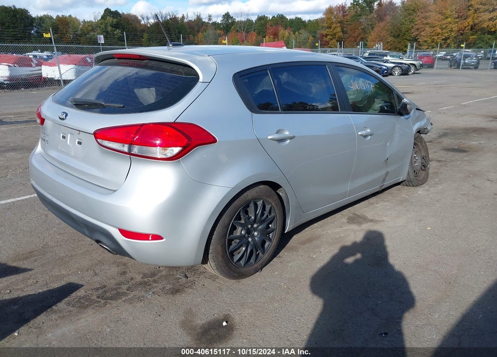 2016 KIA FORTE LX VIN: KNAFK5A84G5570146