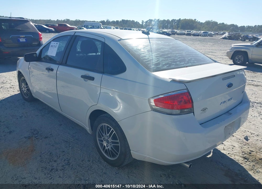 2011 FORD FOCUS SE VIN: 1FAHP3FN1BW101105