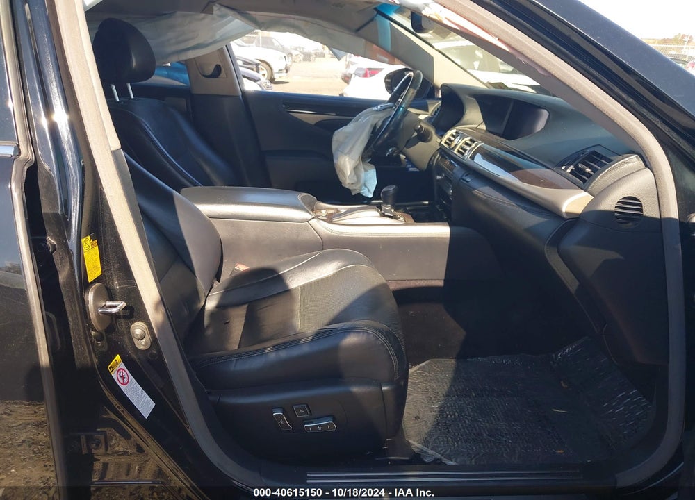 2014 LEXUS LS 460 VIN: JTHCL5EF8E5019922