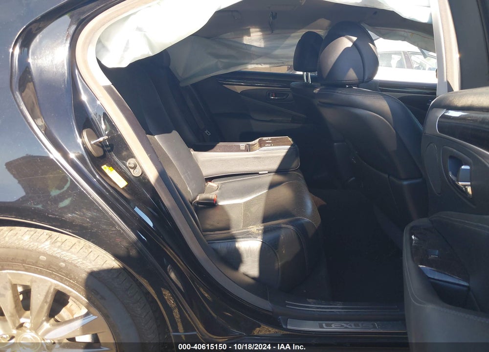 2014 LEXUS LS 460 VIN: JTHCL5EF8E5019922