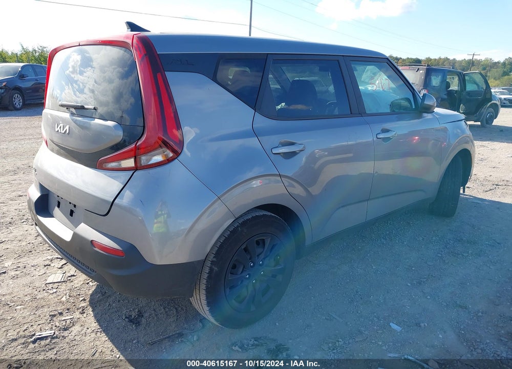 2022 KIA SOUL LX VIN: KNDJ23AU1N7806896