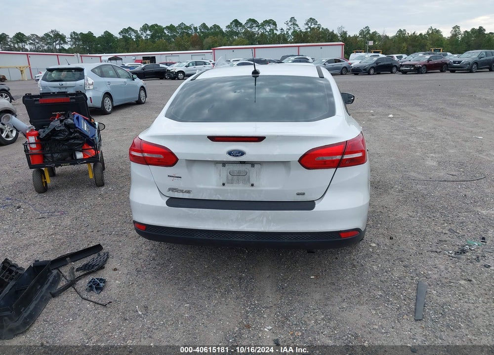 2017 FORD FOCUS SE VIN: 1FADP3F25HL327453
