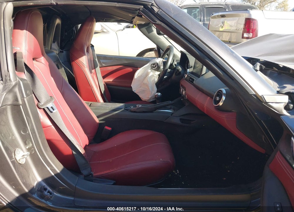 2020 MAZDA MX-5 MIATA RF GRAND TOURING VIN: JM1NDAM70L0412768