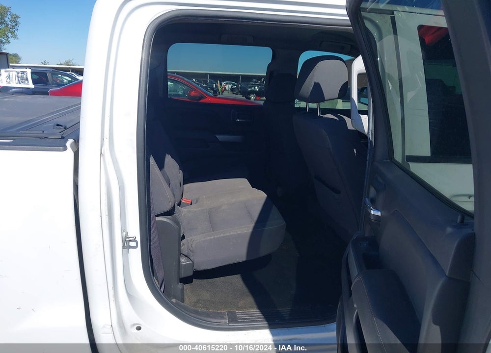 2017 CHEVROLET SILVERADO 1500 2LT VIN: 3GCUKREC2HG507718