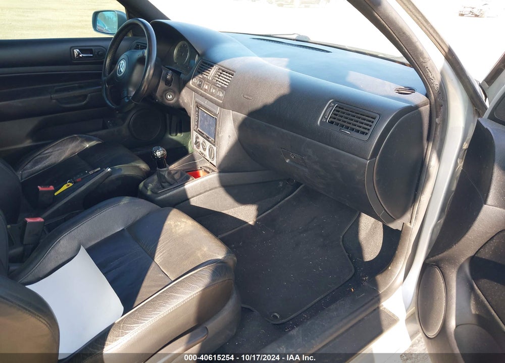 2004 VOLKSWAGEN GTI VR6 VIN: 9BWDH61J544015621