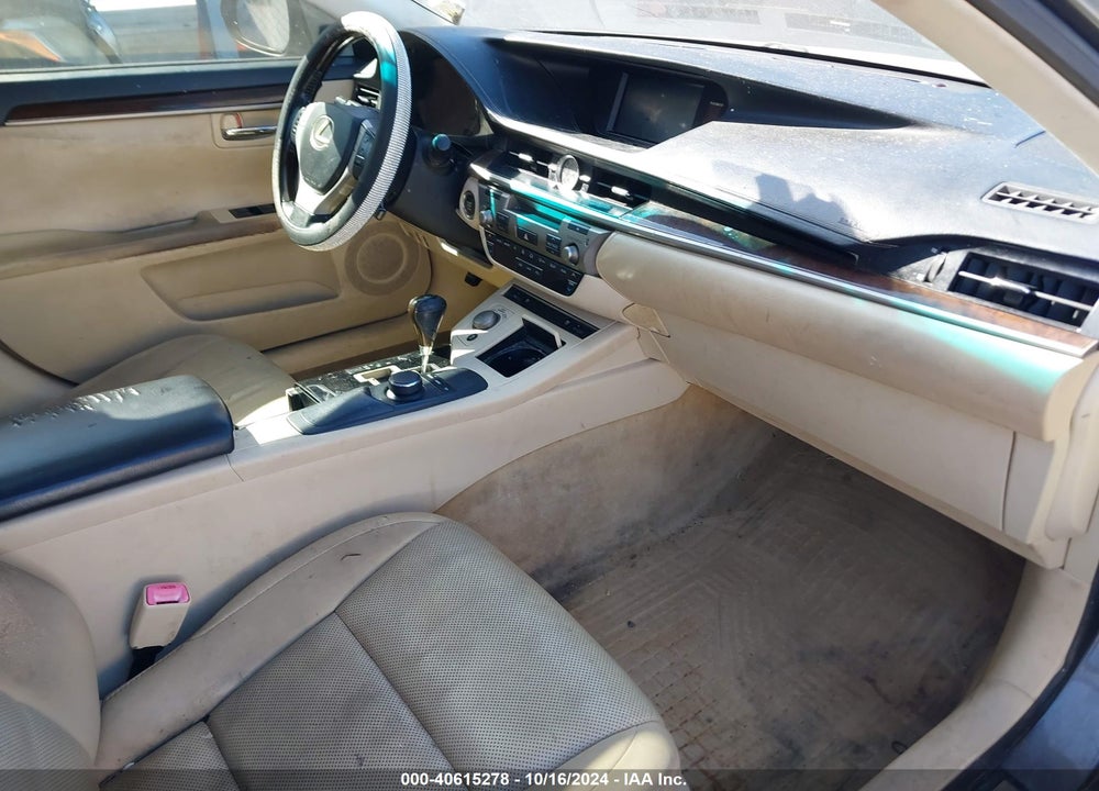 2014 LEXUS ES 350 VIN: JTHBK1GG4E2132118