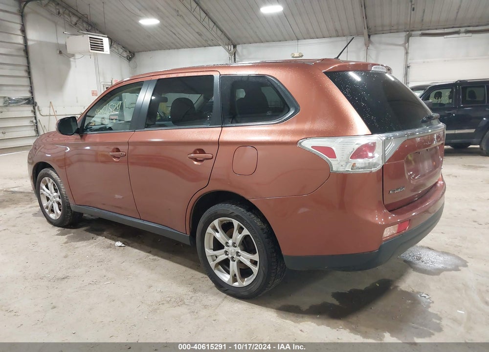 2014 MITSUBISHI OUTLANDER SE VIN: JA4AZ3A35EZ000643