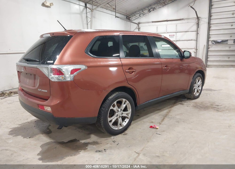 2014 MITSUBISHI OUTLANDER SE VIN: JA4AZ3A35EZ000643