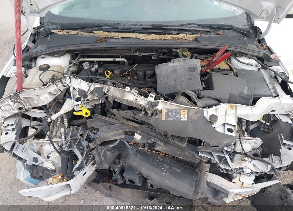 2014 FORD FOCUS SE VIN: 1FADP3F24EL424946