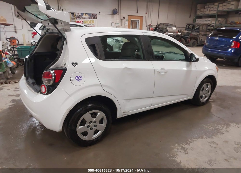 2015 CHEVROLET SONIC LS AUTO VIN: 1G1JA6SH7F4193233