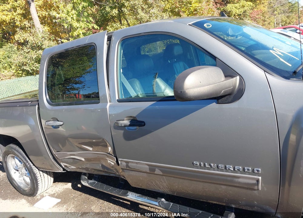 2013 CHEVROLET SILVERADO 1500 VIN: 3GCPKSE76DG316191