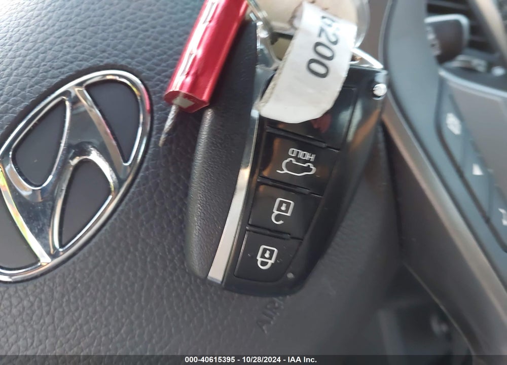 2018 HYUNDAI SANTA FE SPORT 2.4L VIN: 5NMZU3LB4JH065574