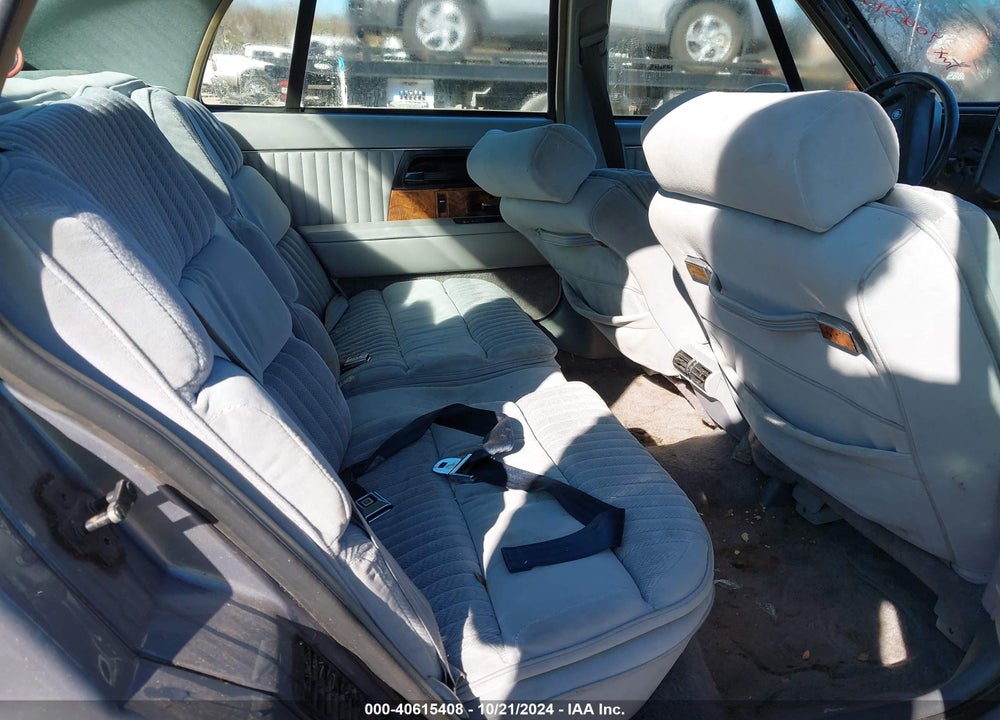 1992 BUICK PARK AVENUE VIN: 1G4CW53L5N1610908