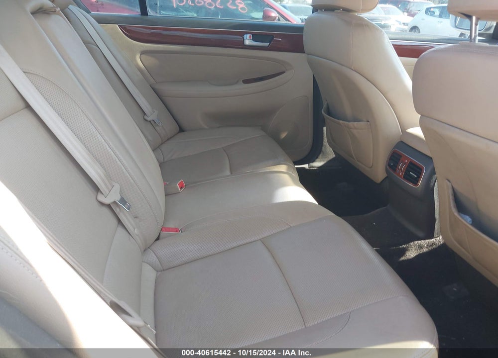 2013 HYUNDAI GENESIS 3.8 VIN: KMHGC4DD7DU237153
