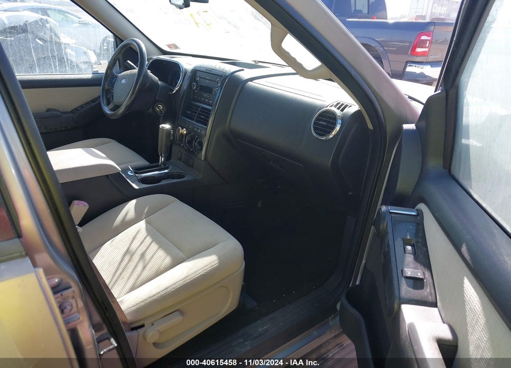2008 FORD EXPLORER XLT VIN: 1FMEU73E28UA49470
