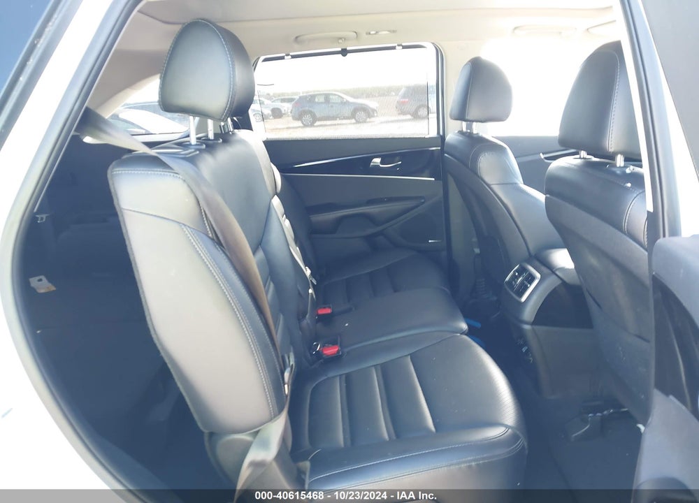 2019 KIA SORENTO 3.3L EX VIN: 5XYPHDA53KG515029