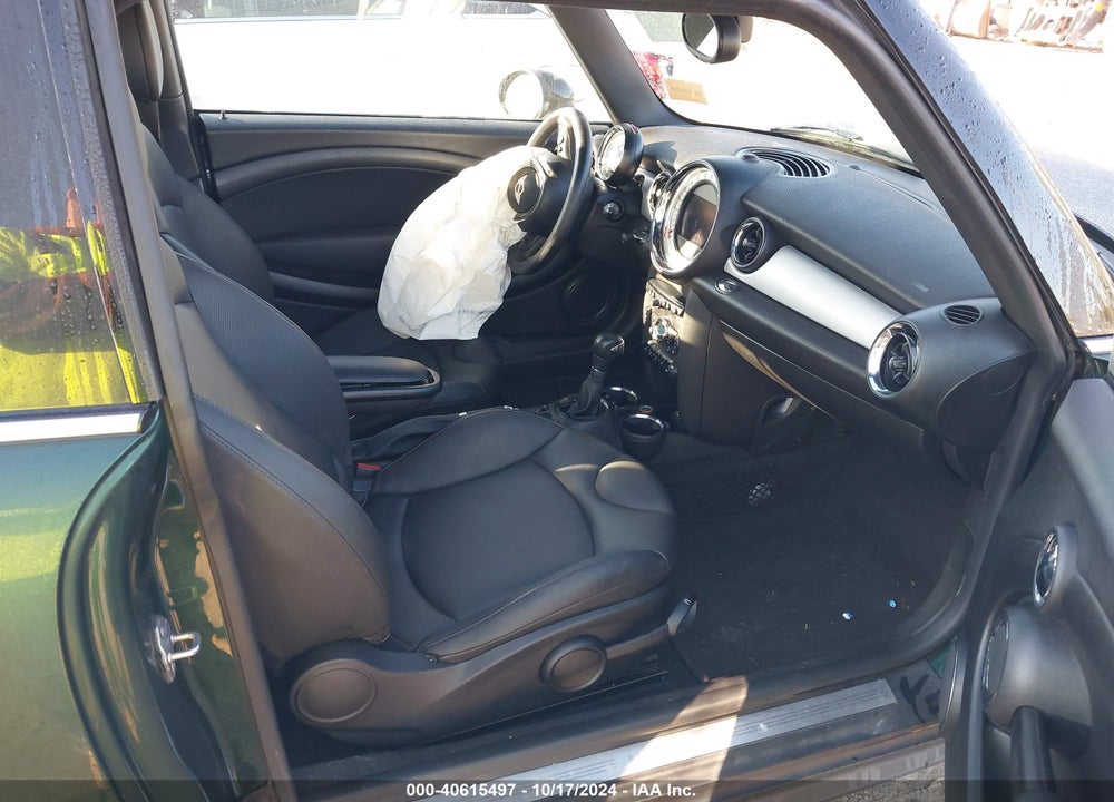 2014 MINI CLUBMAN COOPER VIN: WMWZF3C55ET493224