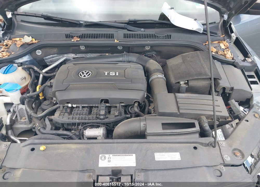 2015 VOLKSWAGEN JETTA 1.8T SE VIN: 3VWD17AJ8FM245579