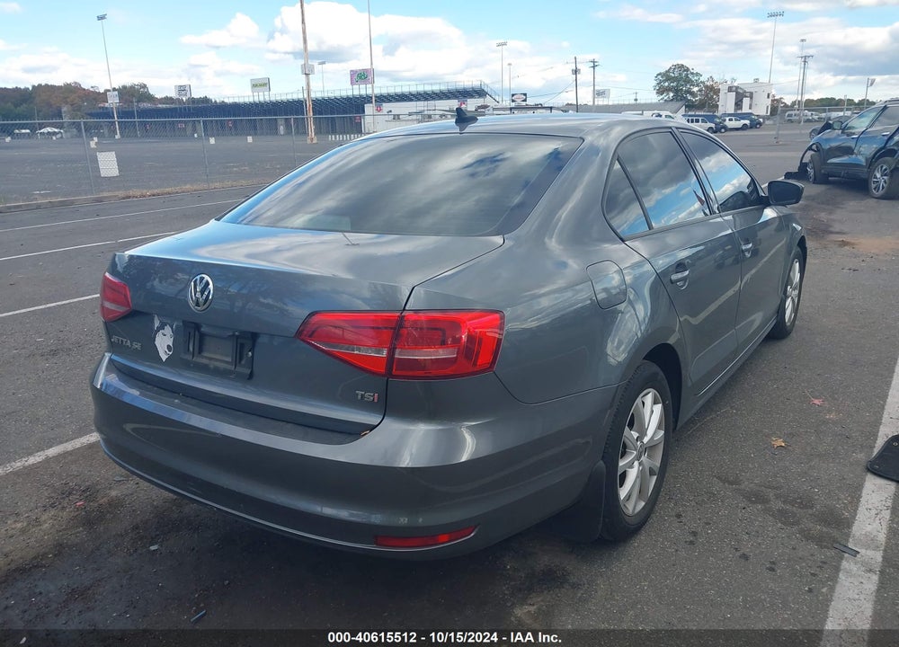 2015 VOLKSWAGEN JETTA 1.8T SE VIN: 3VWD17AJ8FM245579