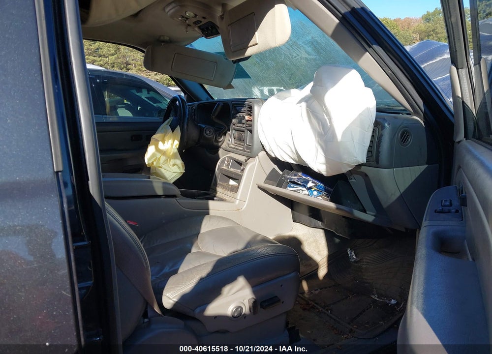 2004 CHEVROLET TAHOE LT VIN: 1GNEK13ZX4J168249