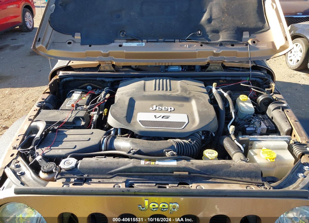 2015 JEEP WRANGLER UNLIMITED SAHARA VIN: 1C4BJWEG5FL614399